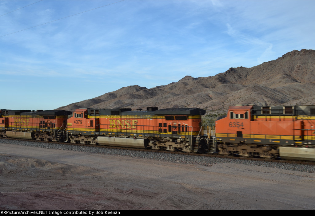 BNSF 4379